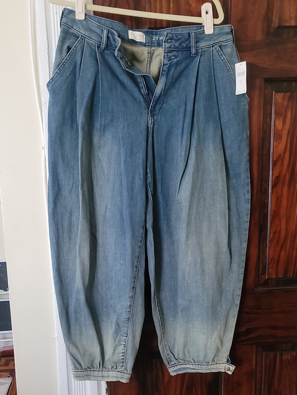 Pilcro Light Blue Cropped Pleated Jeans